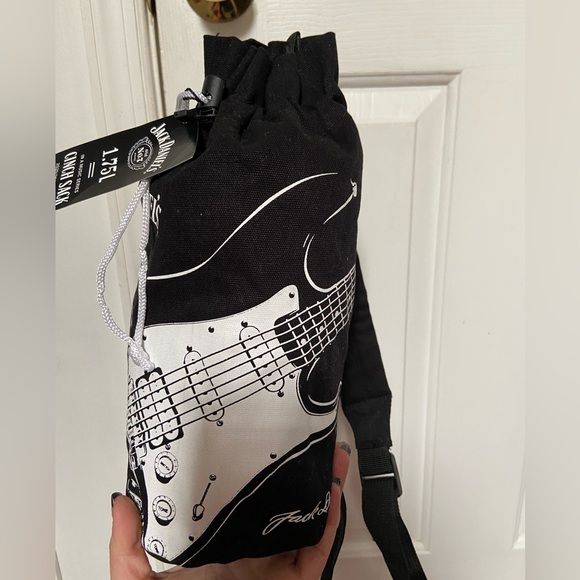 Jack Daniels Cinch Sak NWT. Music Series yr 2 of 3 (2020/2021) - Picture 4 of 8